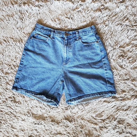 Retro Denim Short - Picture 1 of 3